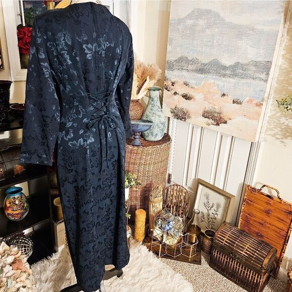 Vintage 80's Dawn Joy Sexy Floral Print Midi Sheath Dress. - Picture 2 of 14